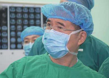 郑州大学第二附属医院美容科医生介绍，双眼皮推出