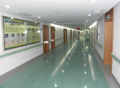 郑州大学第二附属医院美容科医生介绍，双眼皮推出