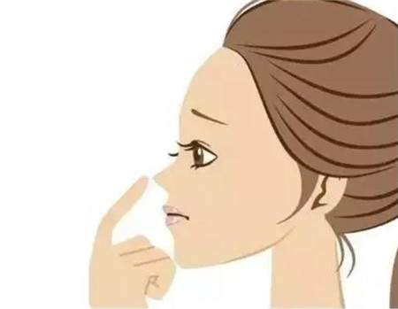 注射玻尿酸隆鼻鼻子为什么会变宽